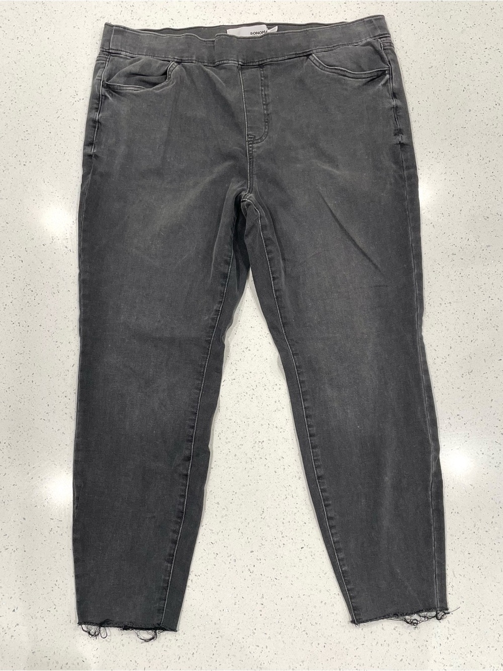 Sonoma Women's Skinny Jeans in Faded Black